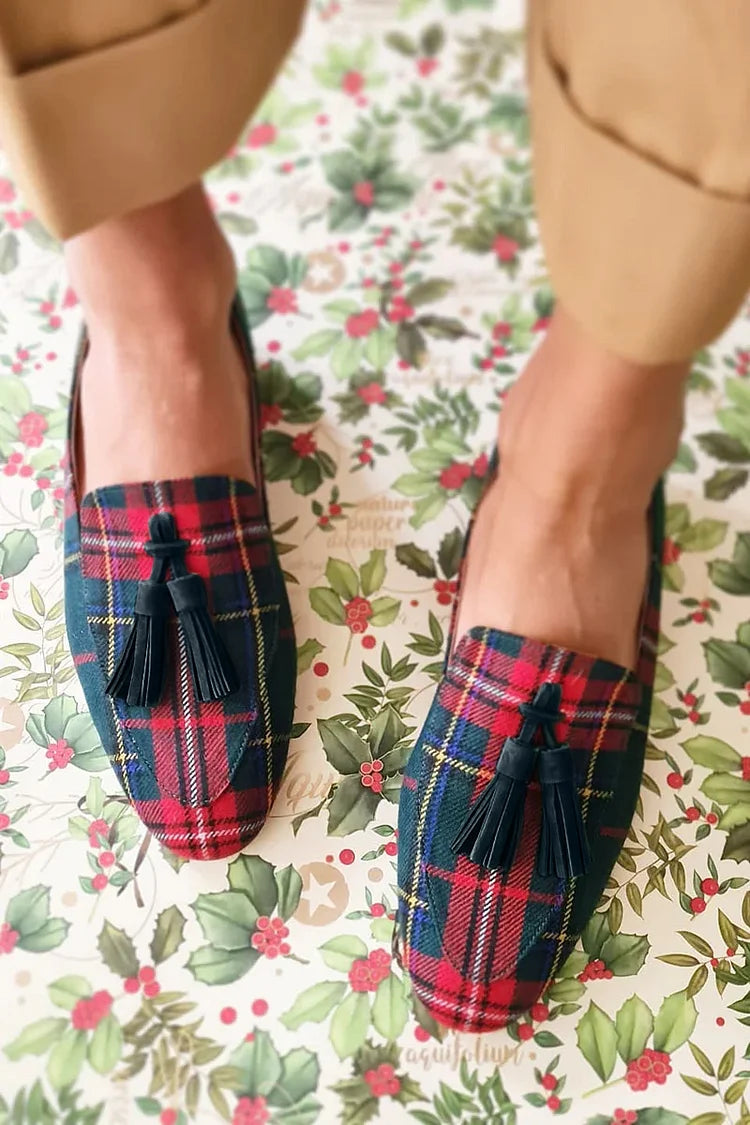 INDIE | Tartan loafer with contrast fringe