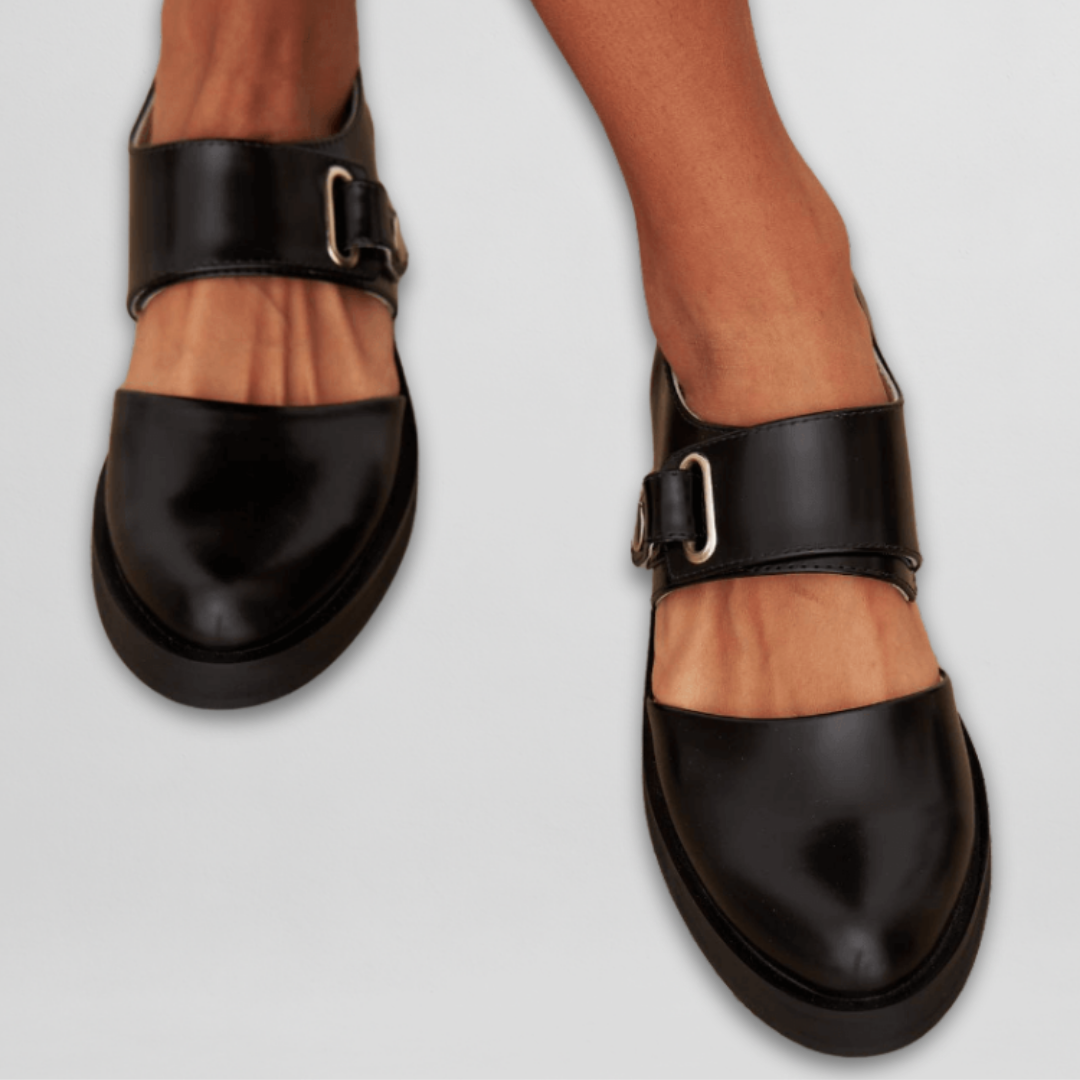 SARA | Mary Jane shoes with adjustable buckle