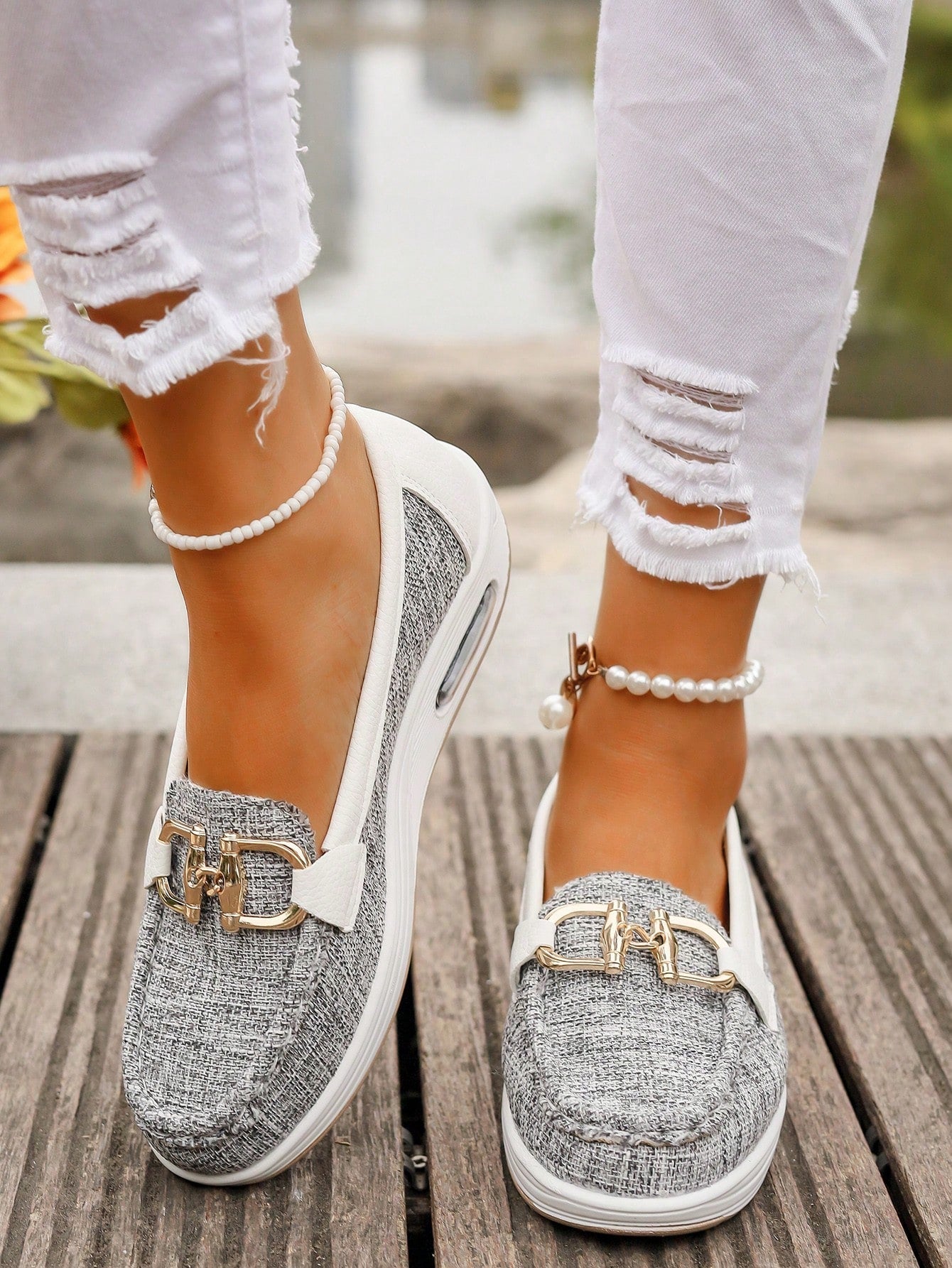 ELLIE | Flat moccasins with buckle closure