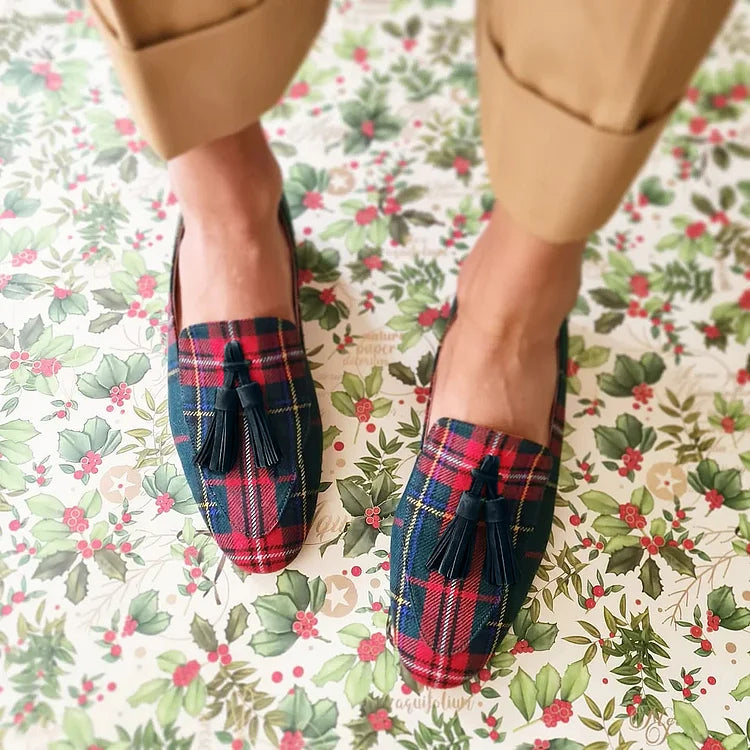 INDIE | Tartan loafer with contrast fringe