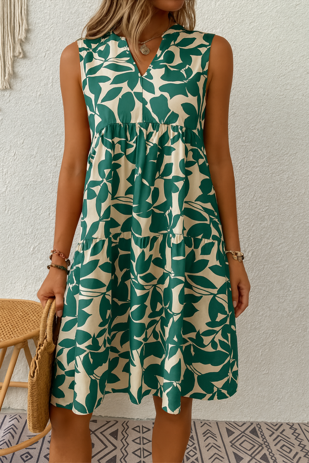 TESSA | Flowy midi dress with floral print