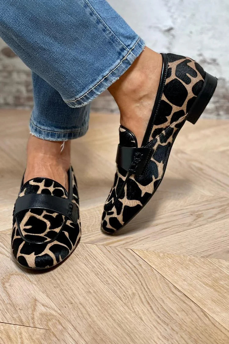 REMI | Animal print loafer with black strap detail