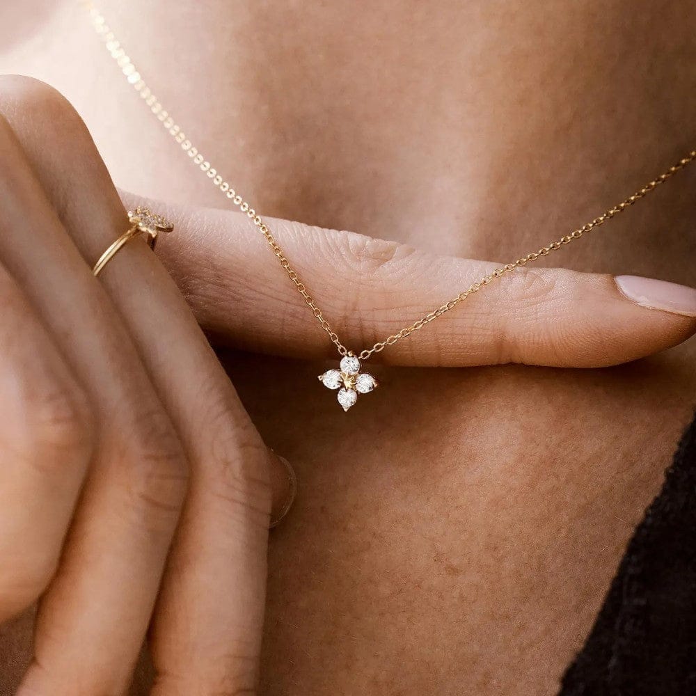 DAISY | Zirconia flower pendant necklace in gold or silver