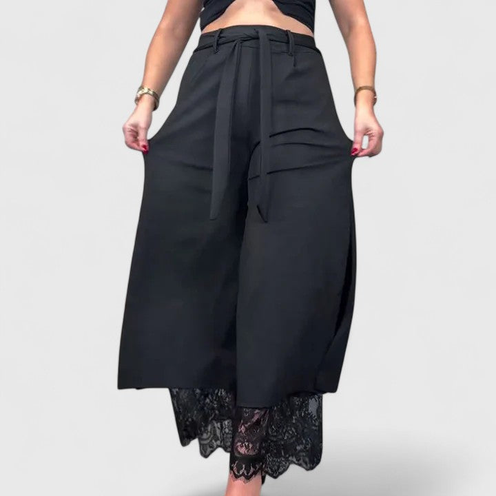 MADONNA | Relaxed wide-leg pants with lace detail