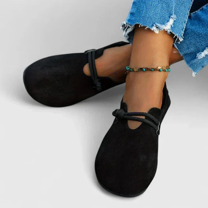 YSAVRIANN | Loafers with a sleek structured finish