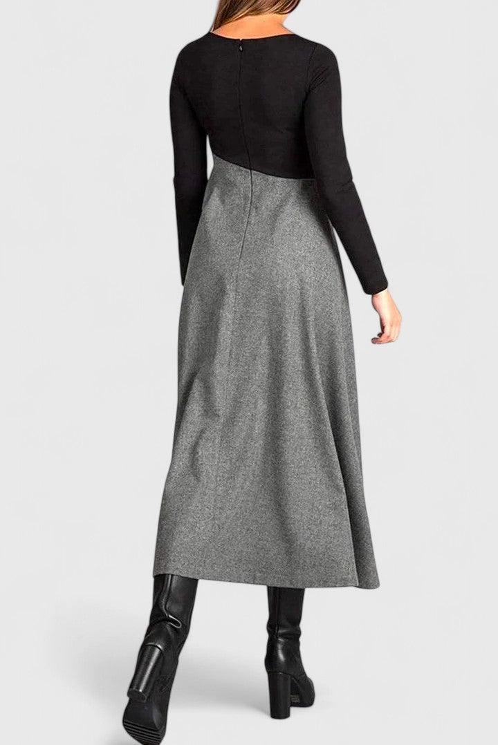 JANET | Long-sleeve maxi dress with flowing skirt
