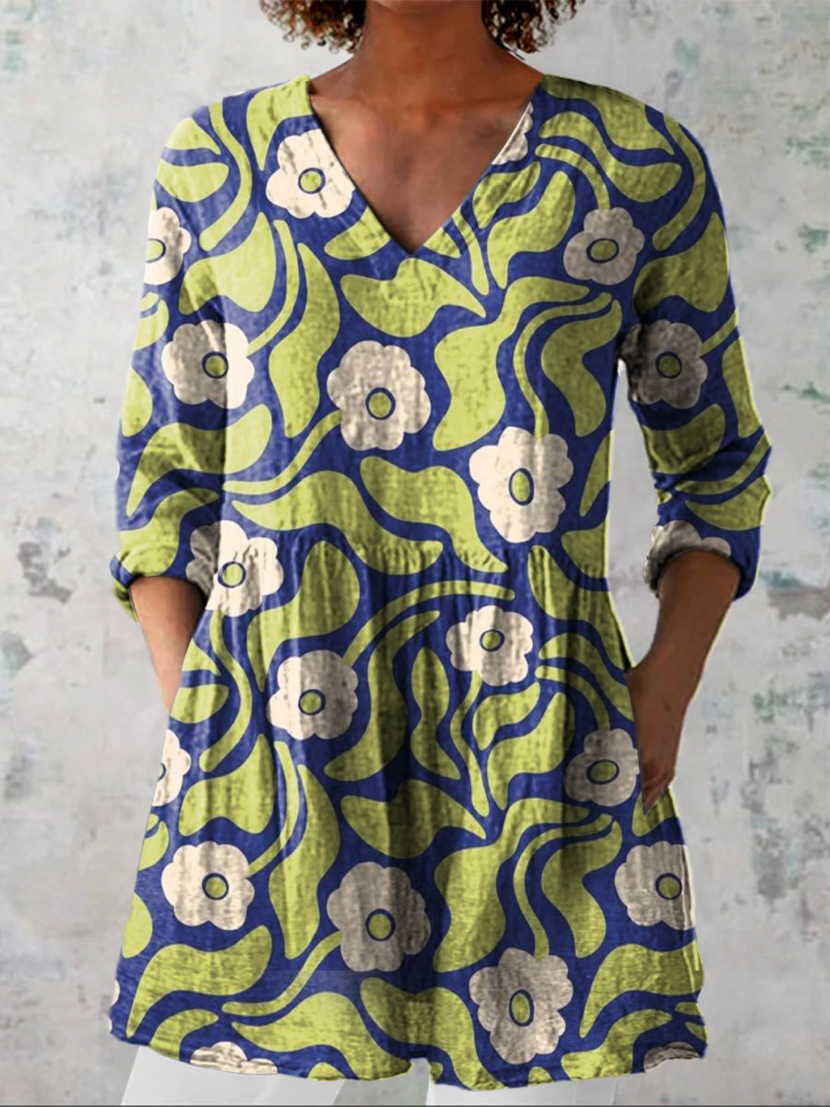 ELODIE | Long blouse with V-neck