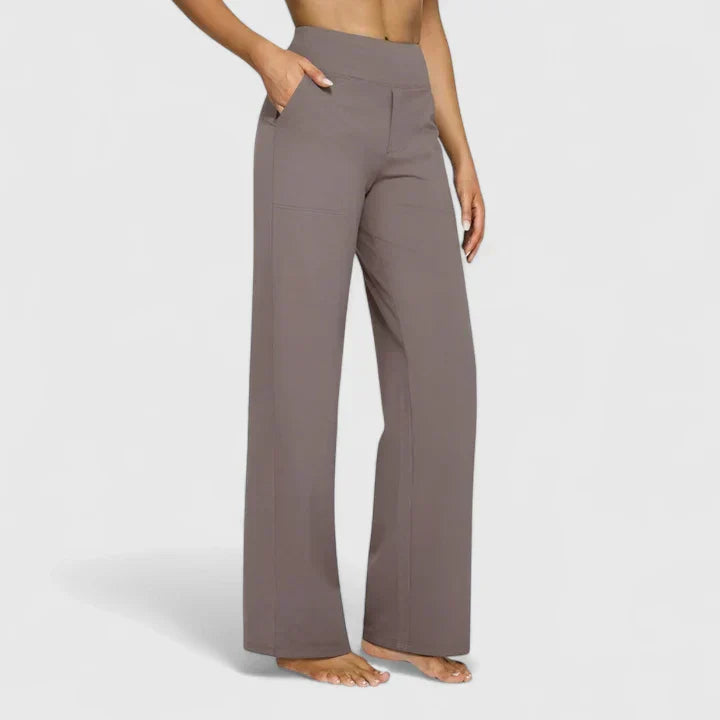 JASMYNNE | Relaxed pants with a tailored silhouette