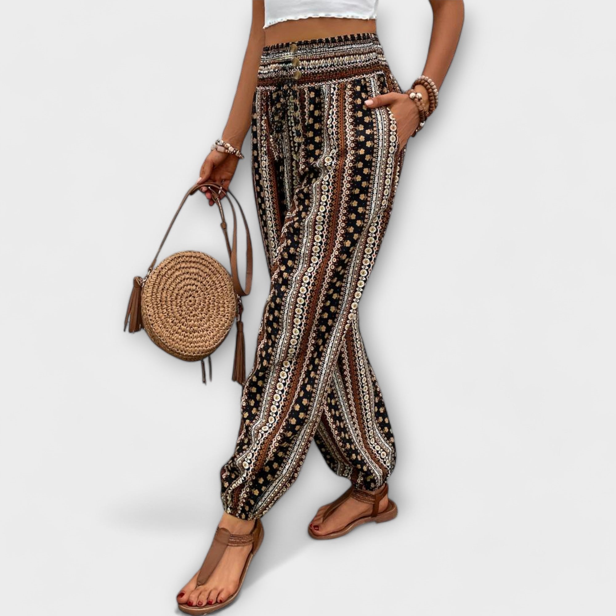 SCARLETT | Pants with ethnic graphic print