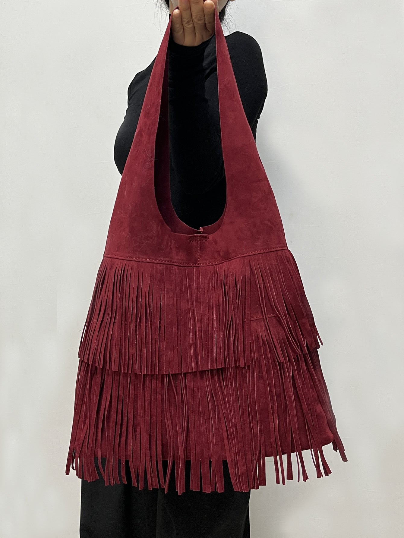 PIA | Large tassel tote bag in soft-touch finish