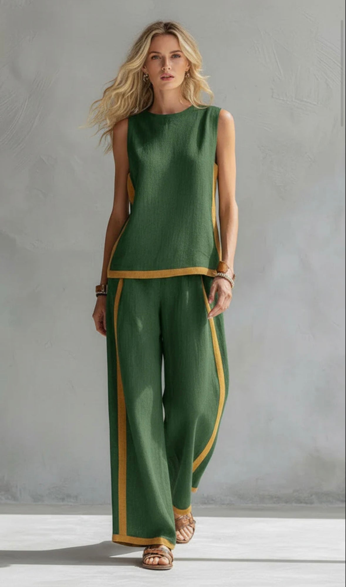 LEILA | Relaxed vest-and-pants set in linen blend