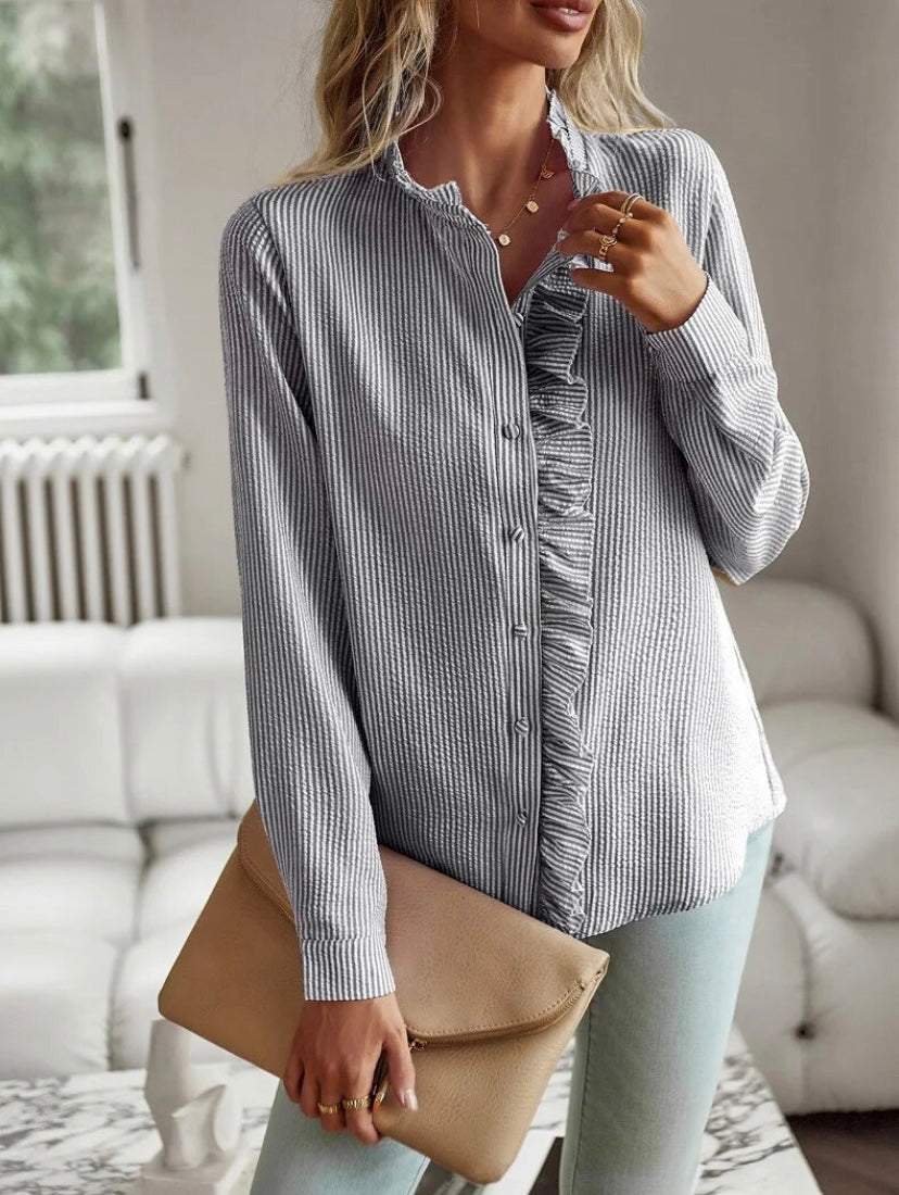 AALIYAH | Fitted blouse with tapered silhouette