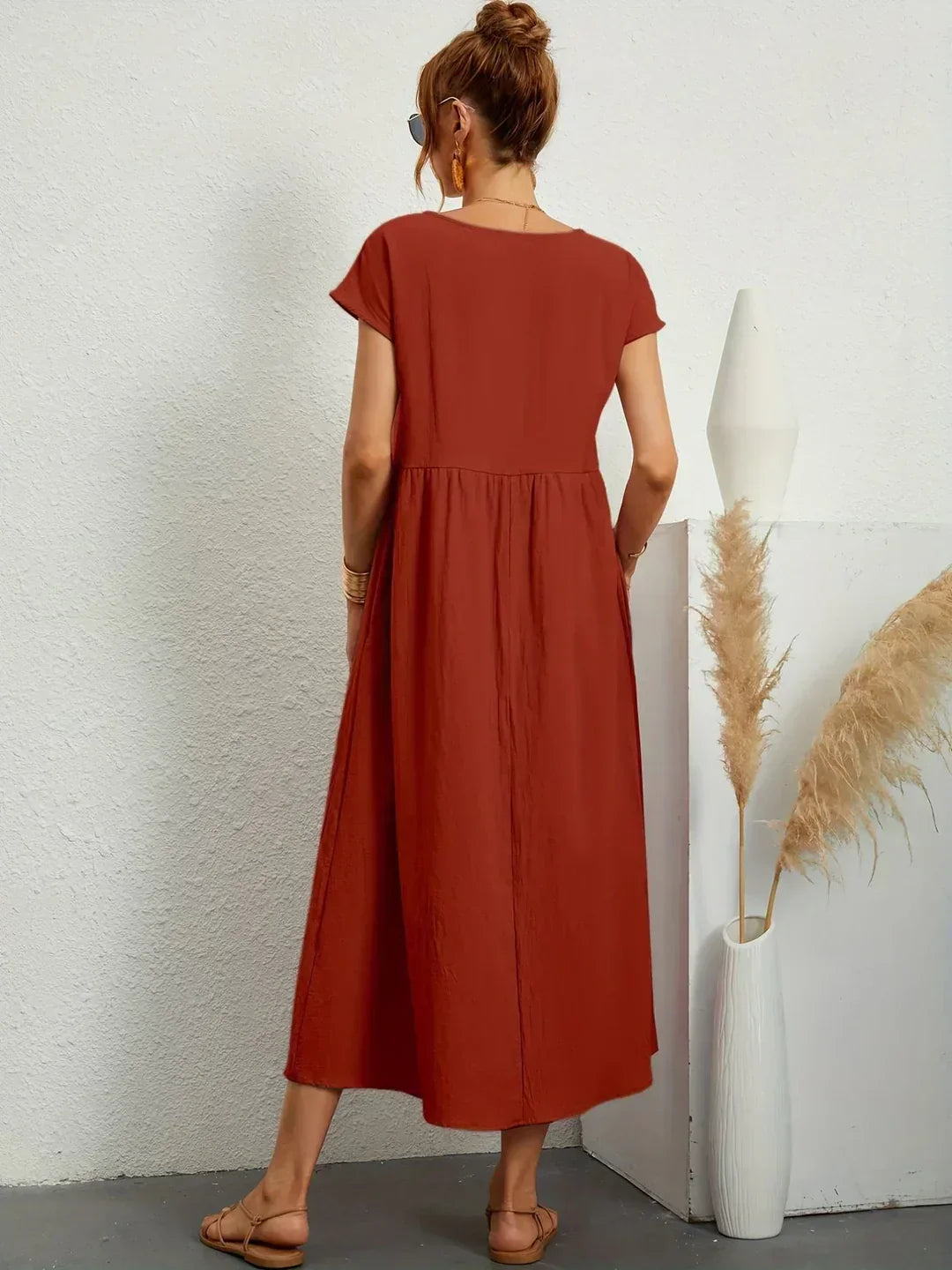 URSINA | Fluid midi dress with relaxed silhouette