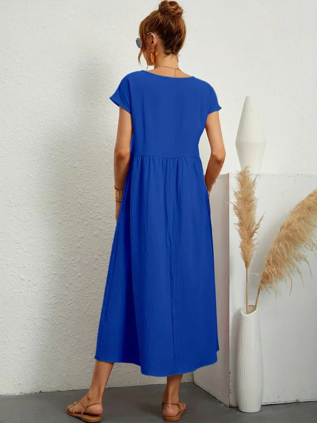 URSINA | Fluid midi dress with relaxed silhouette