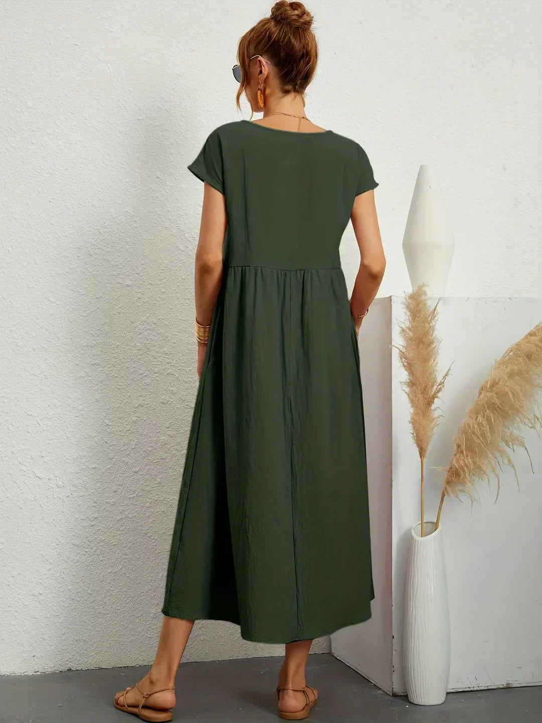 URSINA | Fluid midi dress with relaxed silhouette