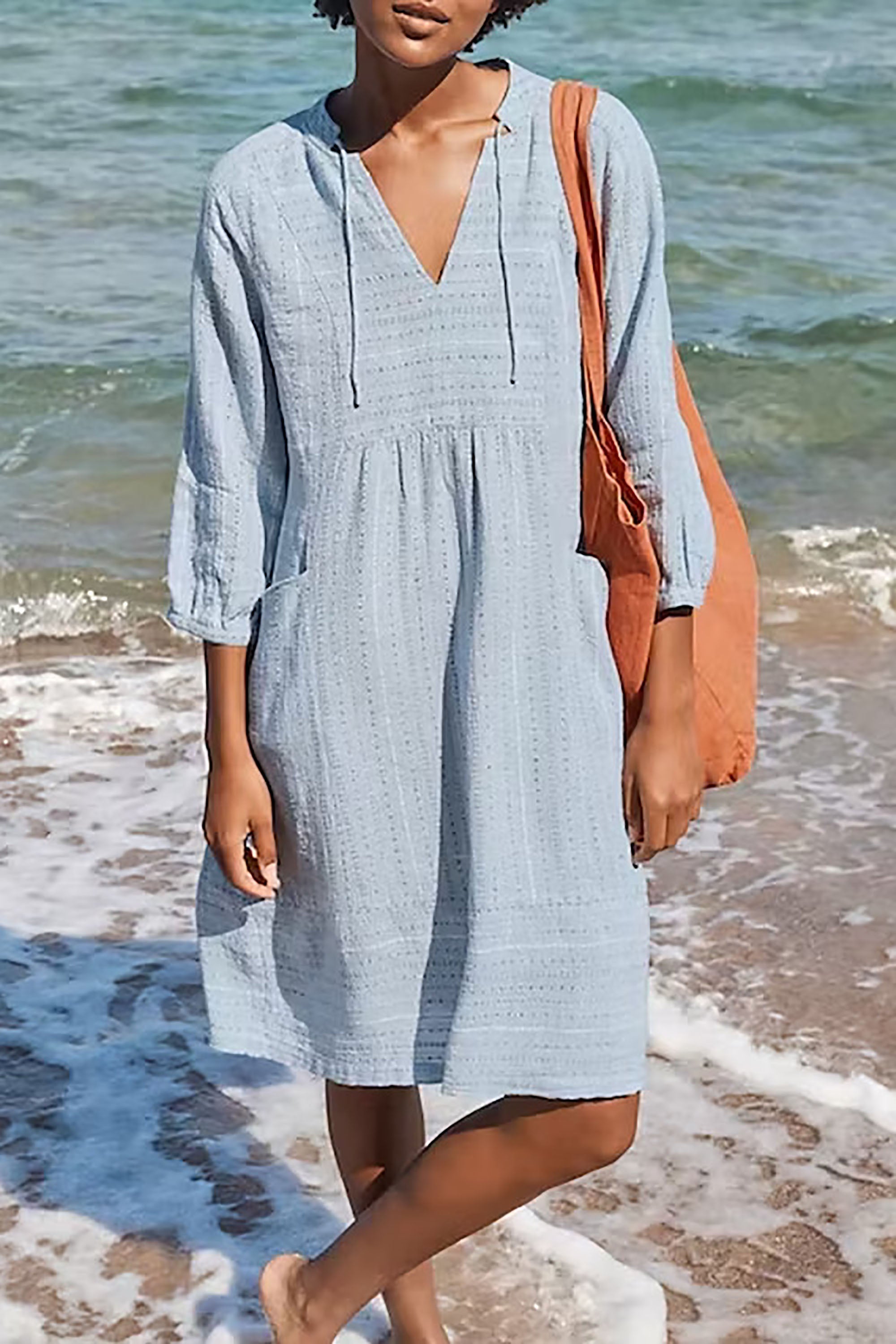 FENJA | V-neck dress in breathable cotton-linen