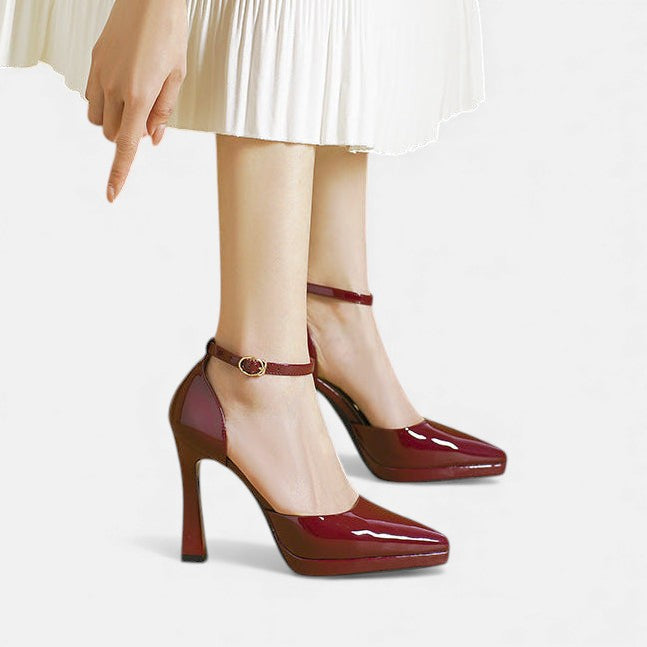 EDEN | Polished block-heel pump with ankle strap