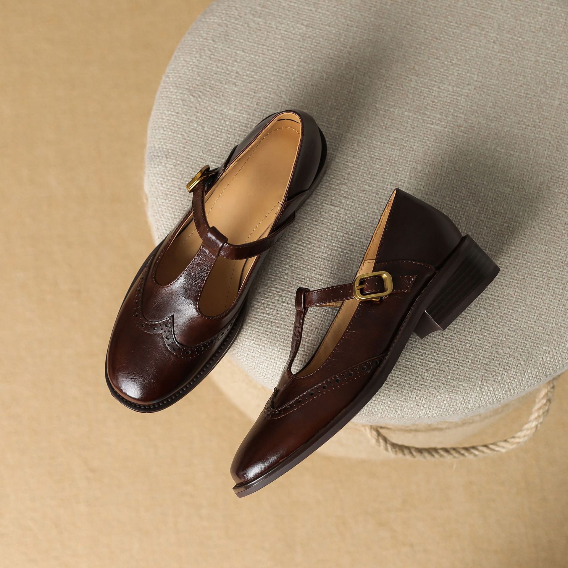 GIANNA | Mary Jane shoe with T-bar strap