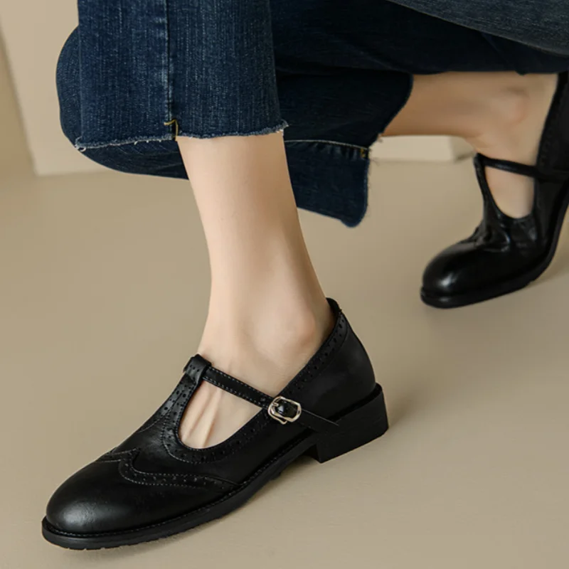 MILA | T-strap Mary Janes with block heel