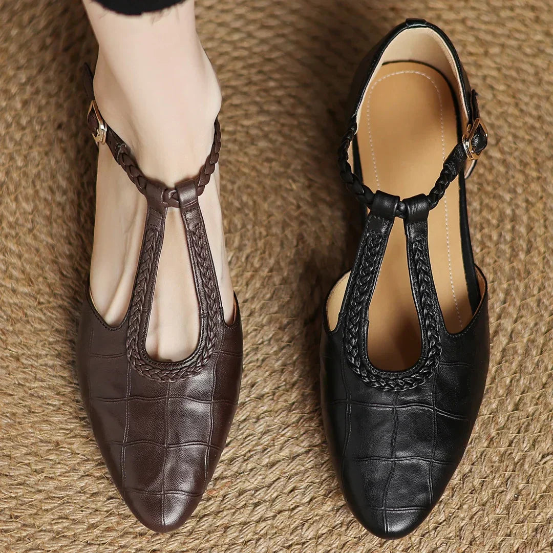 MARIA | Leather Mary Janes with T-strap buckle