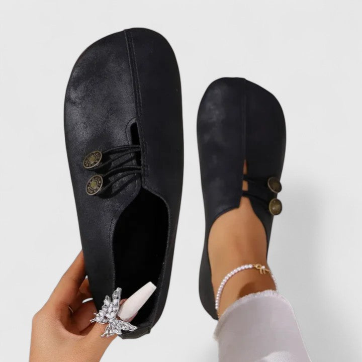 KYLINE | Slip-on loafers with a classic silhouette