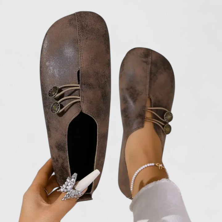 KYLINE | Slip-on loafers with a classic silhouette