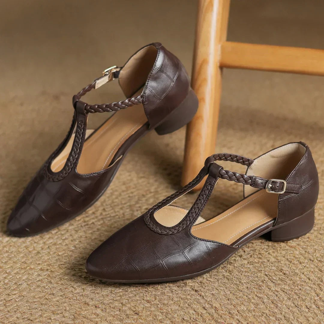 MARIA | Leather Mary Janes with T-strap buckle
