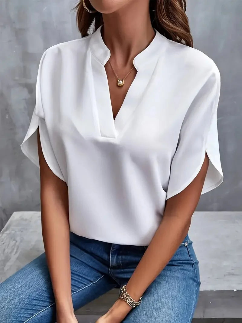 ANNEMIE | Blouse with V-neck and flowing fit
