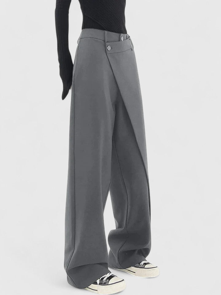 CHRISSIE | Tailored pants with a sleek silhouette