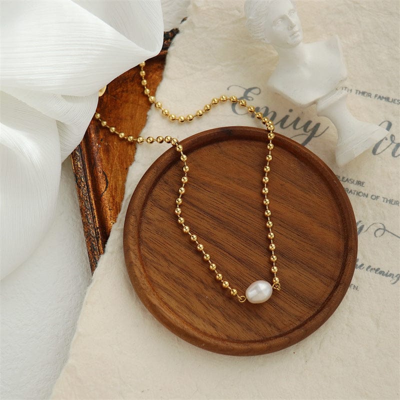 LUNA | Pearl and gold beaded necklace