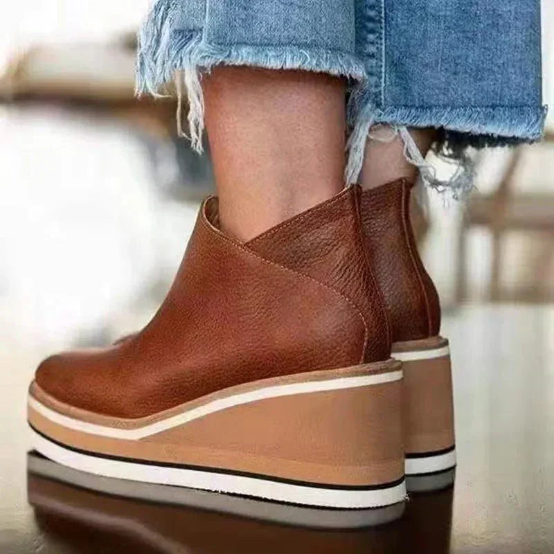 ANITA | Orthopedic boot with ergonomic support