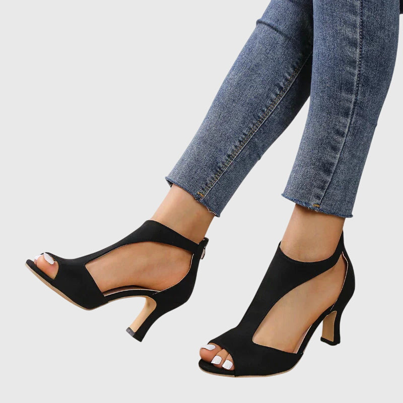 DELFINA | Soft-touch heels with supportive footbed