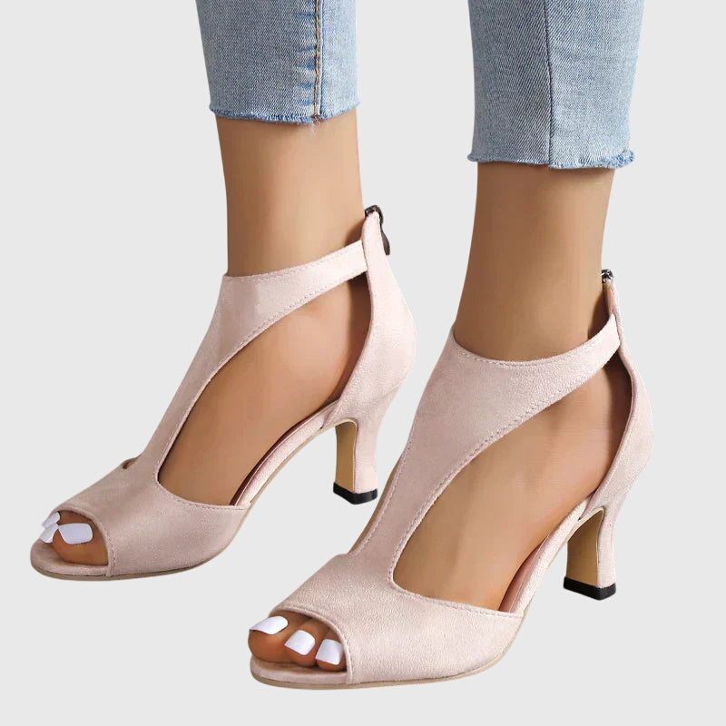 DELFINA | Soft-touch heels with supportive footbed