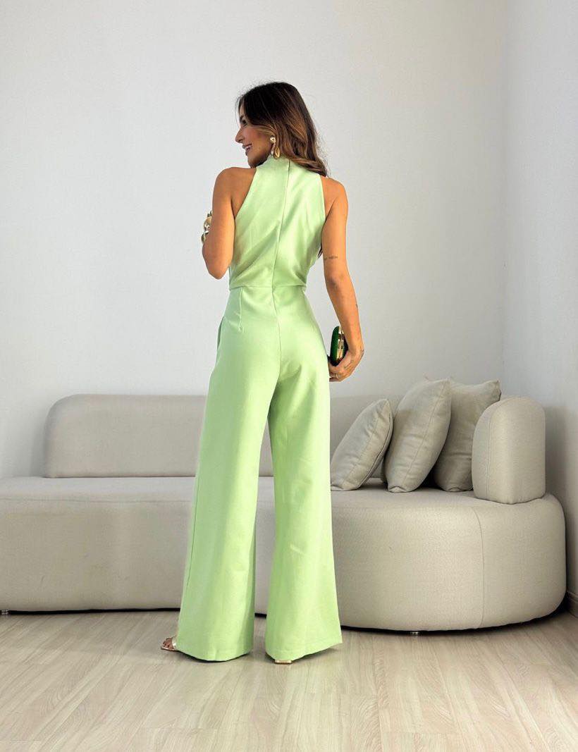 CAROL | Soft-touch wide-leg jumpsuit with defined waist