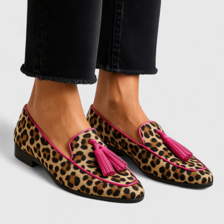 XHYRENE | Loafers with smooth structured finish