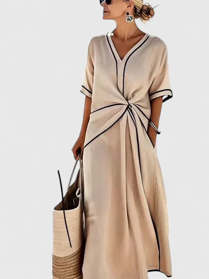 ERYKAHHH | Relaxed striped dress with elongating fit