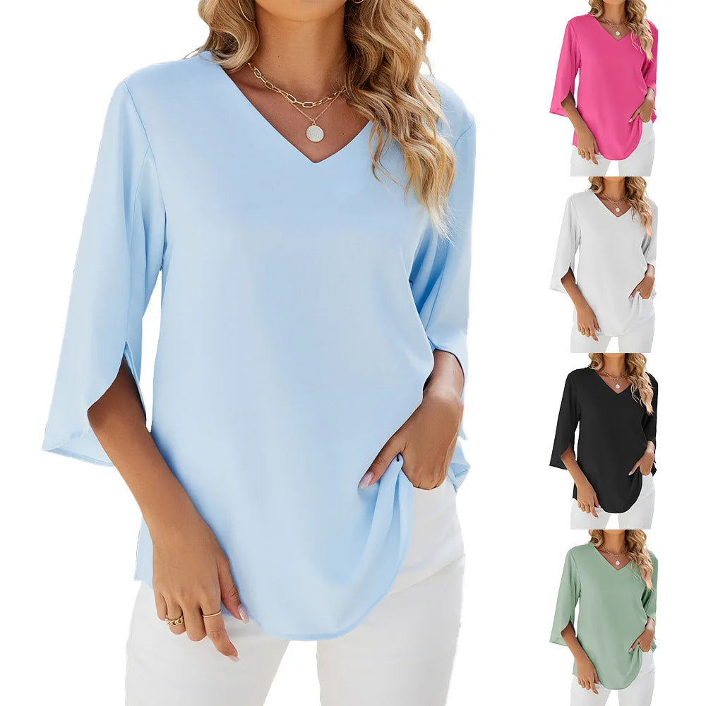 HELEN | Relaxed V-neck blouse in lightweight fabric