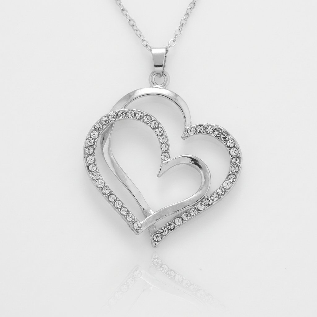 NOVA | Heart pendant necklace with zirconia stone
