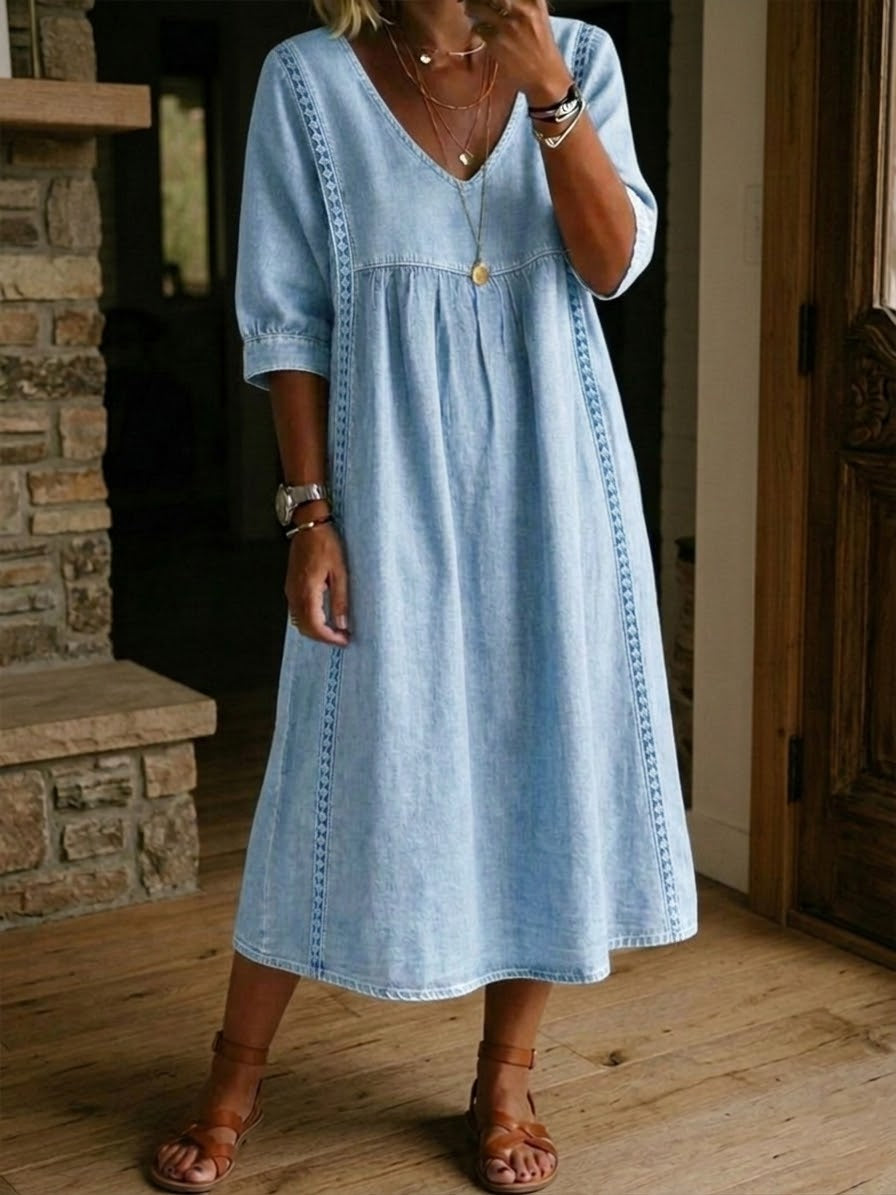 DAISY | Loose-fit dress with lace trim detail