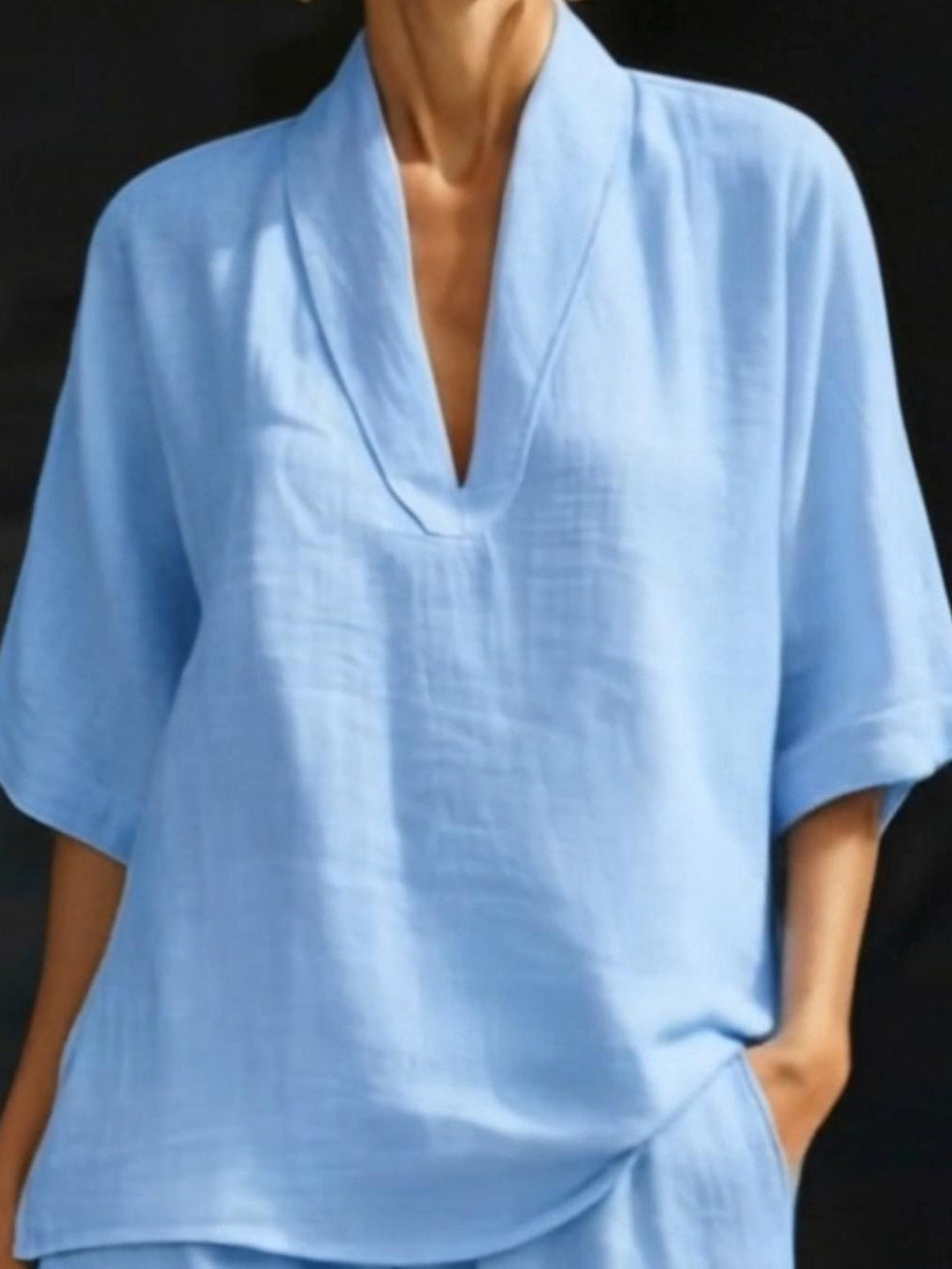 EDEN | V-neck top and shorts set
