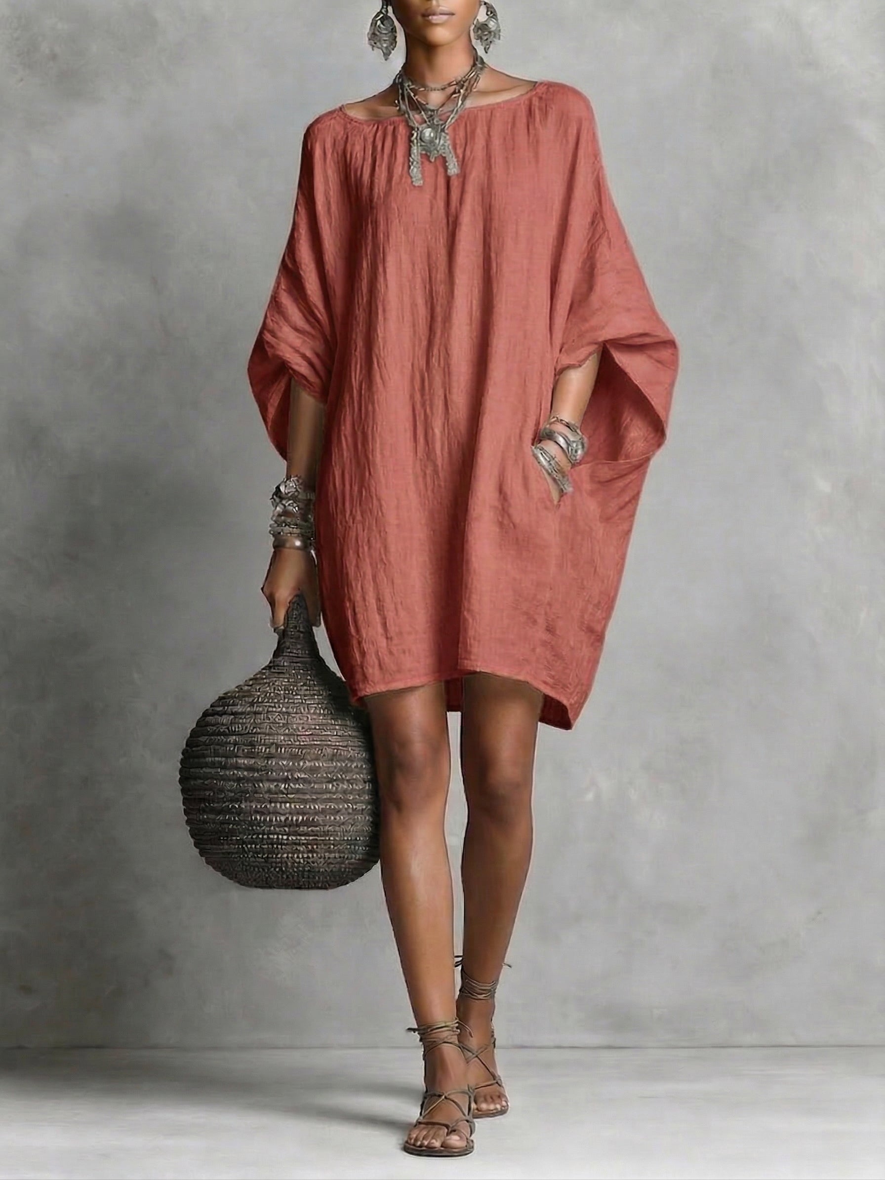DAISY | Relaxed long-sleeve dress with side pockets