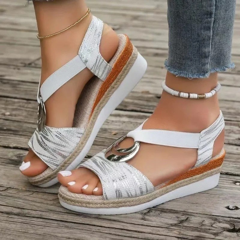 QUINN | Orthopedic sandals with arch support