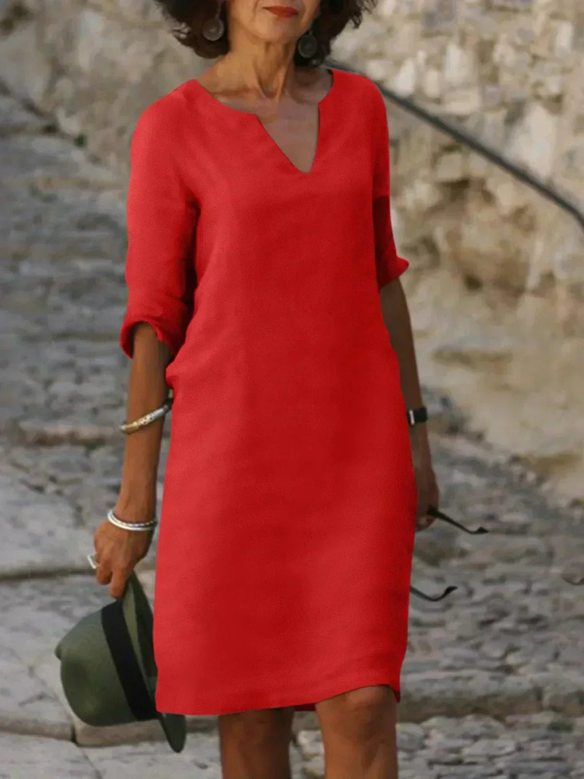 AMELIA | Midi dress with softly shaped waist