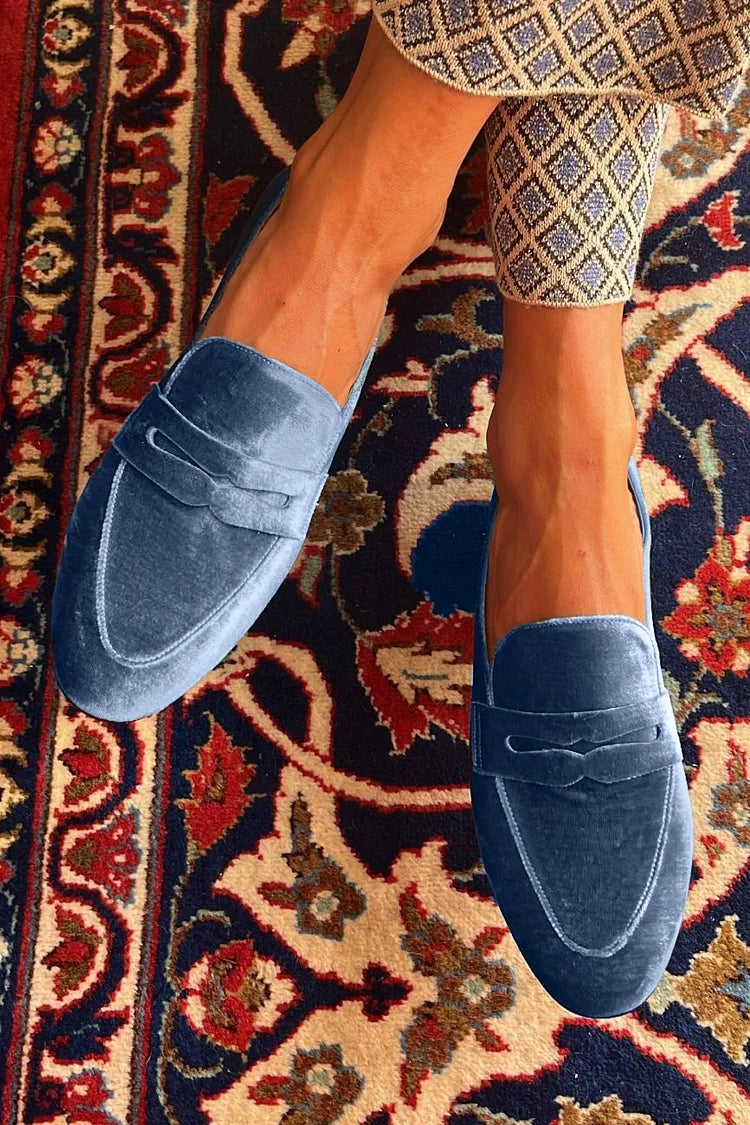 HARPER | Velvet slip-on loafer with glossy finish