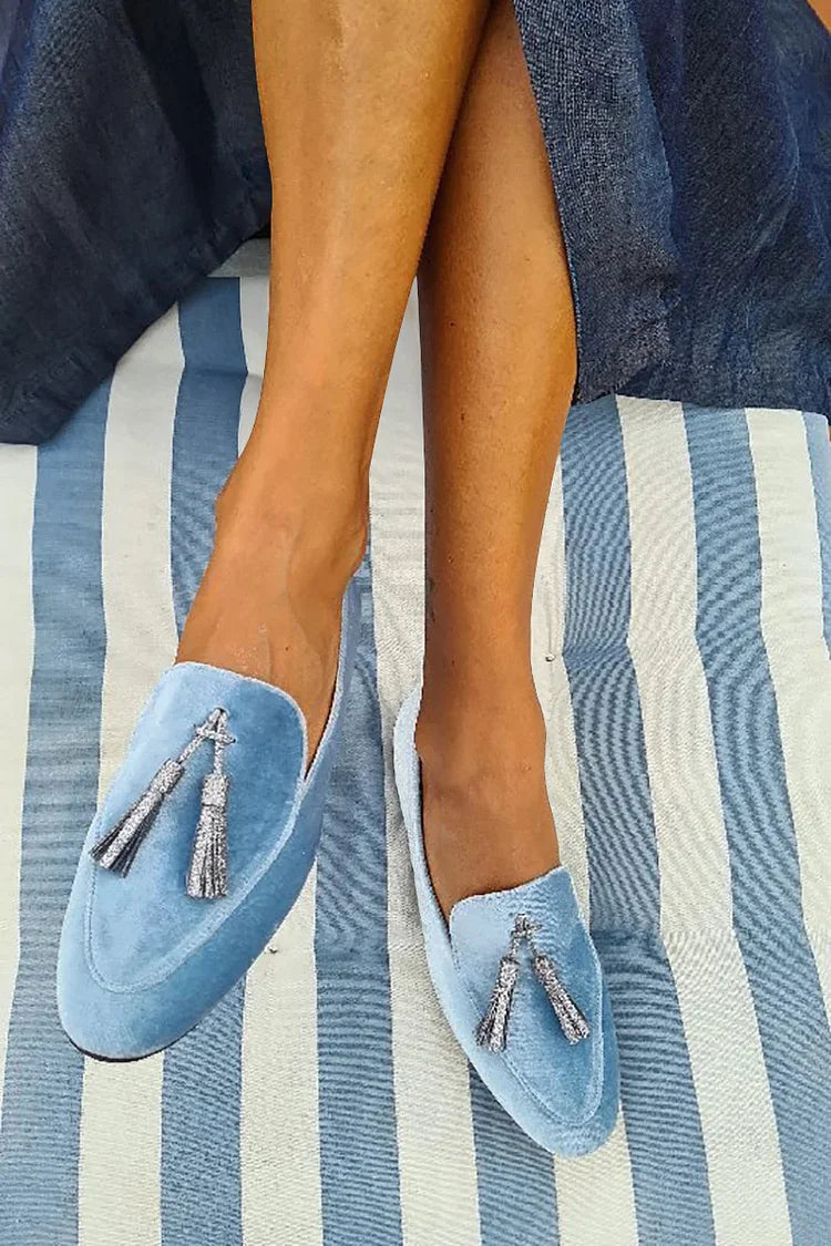 RILEY | Slip-on with silver tassel detail