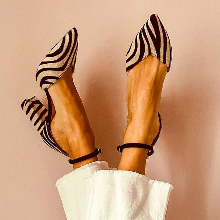 REMI | Pointed-toe pumps with zebra texture