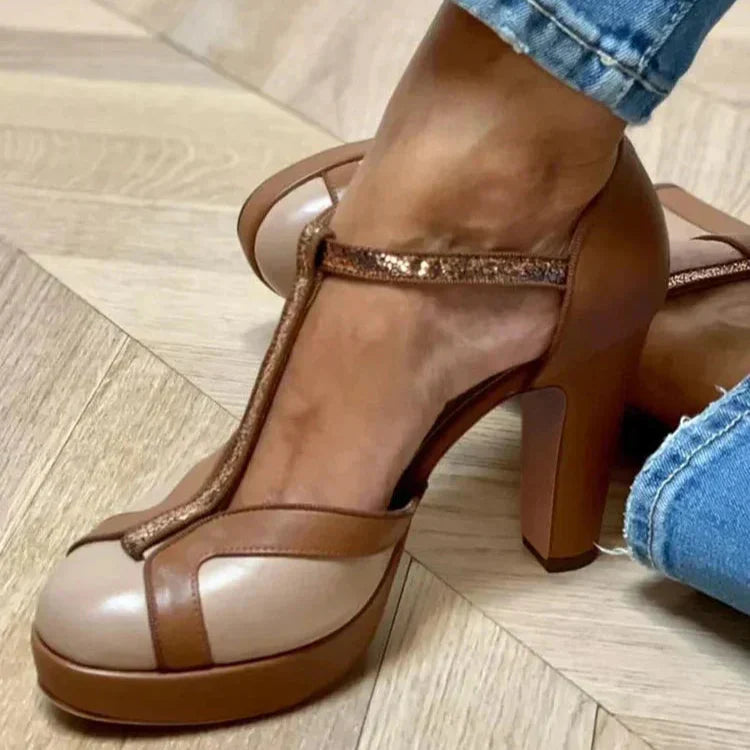 BRUNA | T-strap block heel with two-tone design