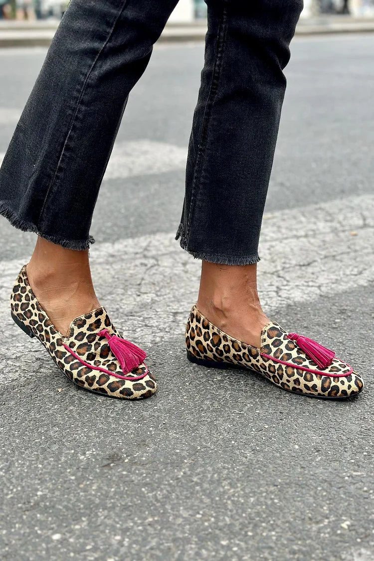 REMI | Weekend loafer with animal print and fringe detail