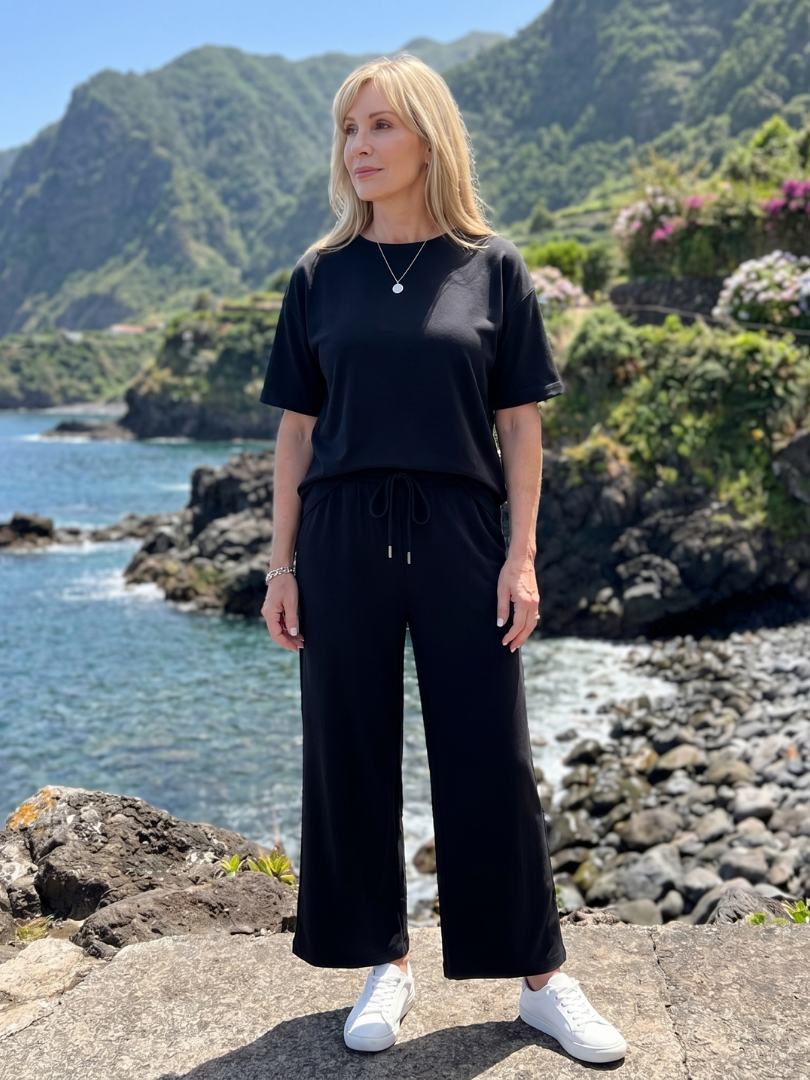 WIHEL | Two-piece set with straight-leg pants