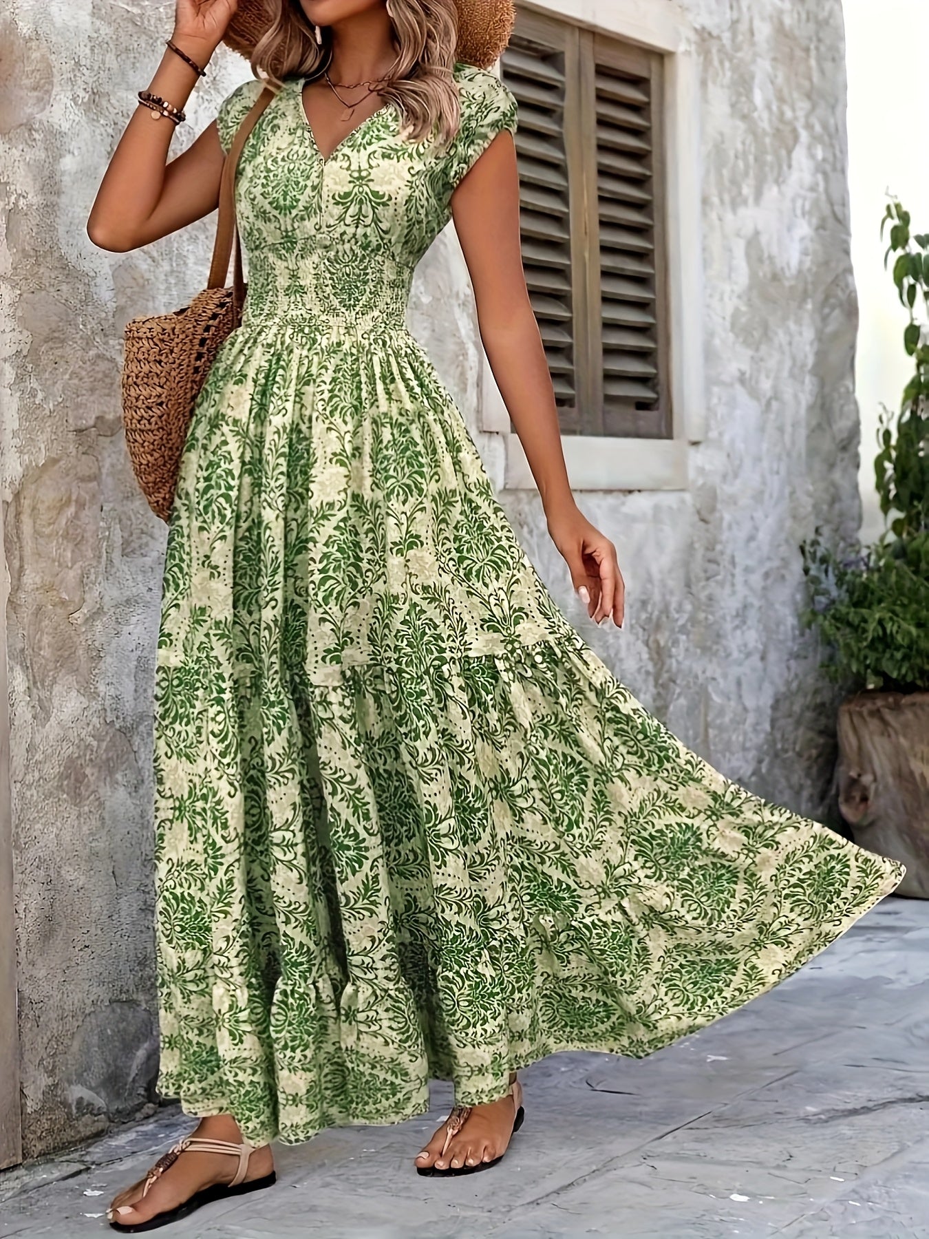 SERAPHINA | Breezy floral maxi dress with V-neck